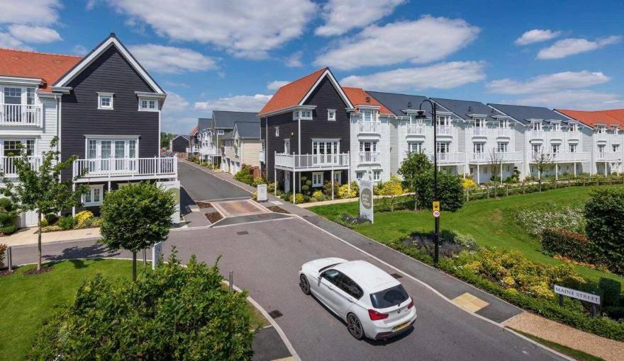 Lakeside Lux Bedroom With Parking, M4 Jct 11, Next To Train Station Reading Luaran gambar
